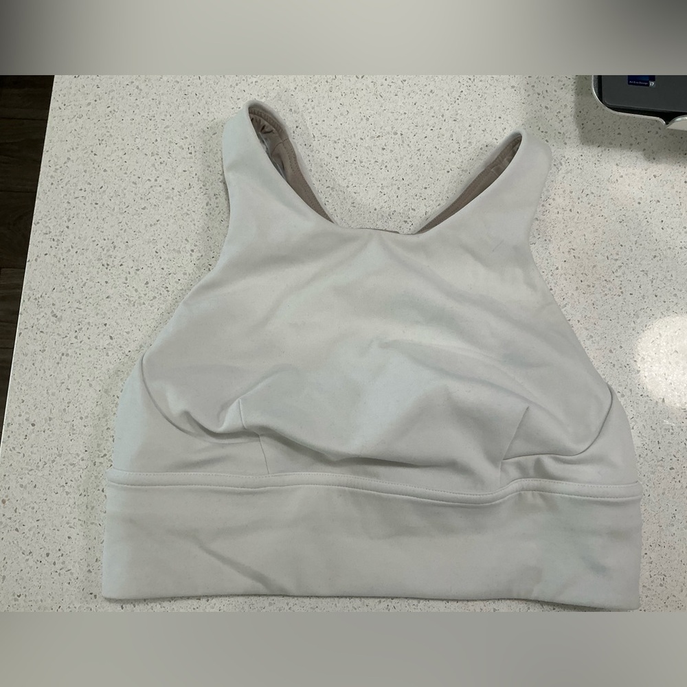 Lululemon Wunder Train Long-Line Bra *Medium Support, C/D Cups White Sz 8